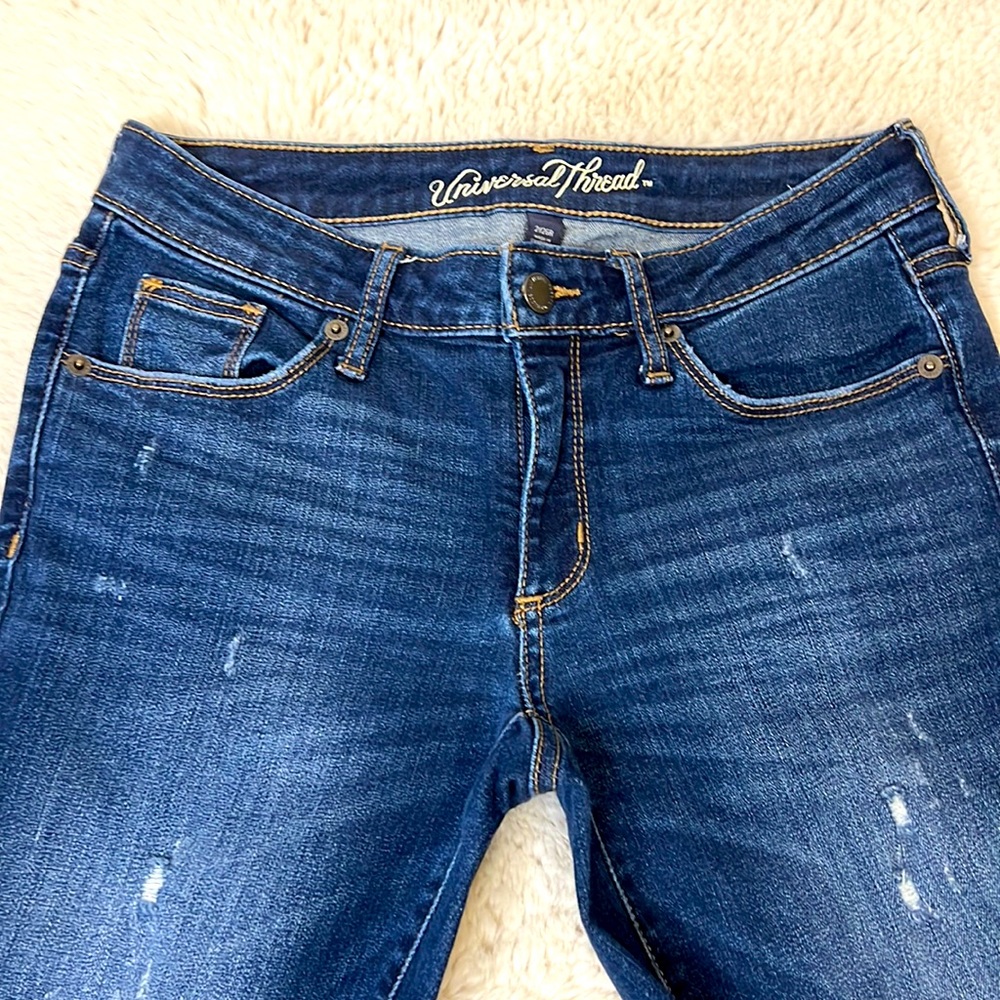 Mid rise skinny jeans